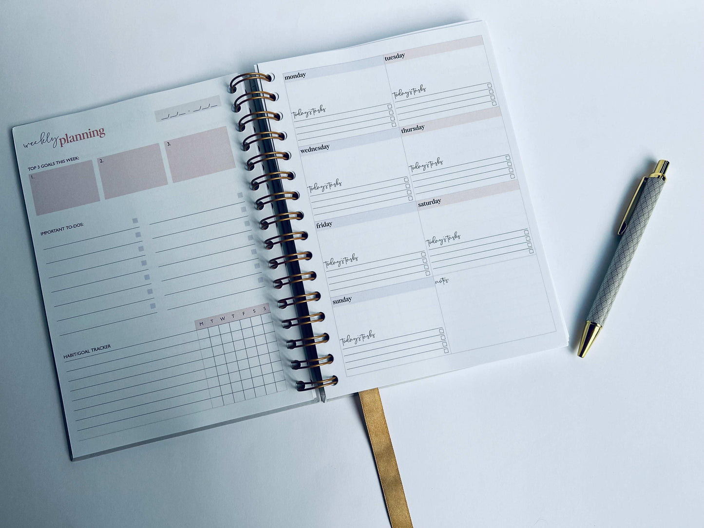 weekly planning and day planners